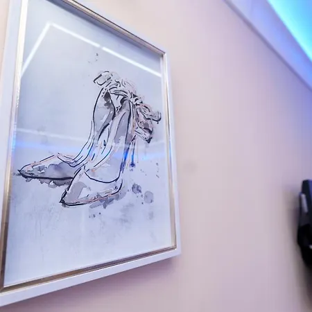 Richmond House * Leeds