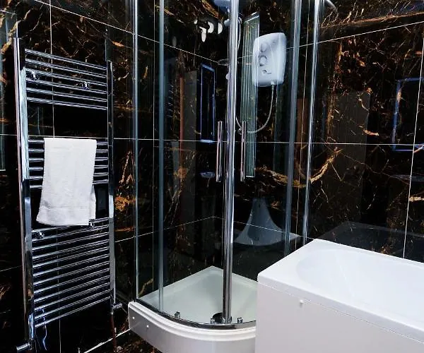 Richmond House * Лидс